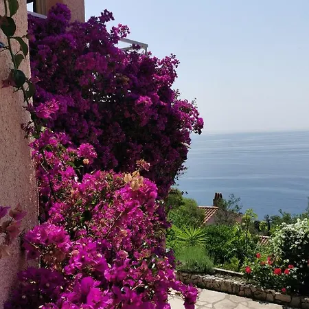 Willa Rubis-vue A Couper Le Souflle Saint-Raphaël