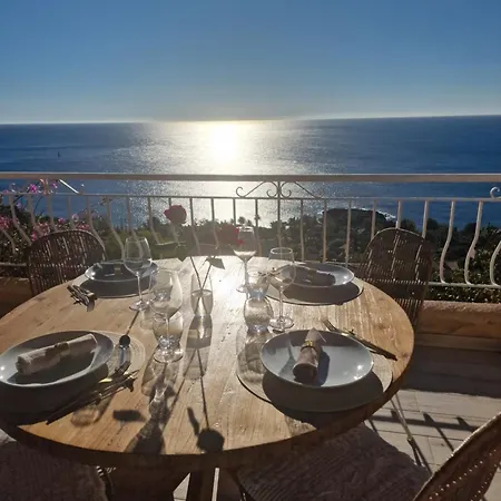Rubis-vue A Couper Le Souflle Vila Saint-Raphaël