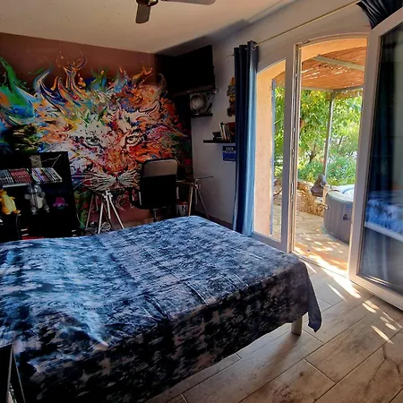 Willa Rubis-vue A Couper Le Souflle