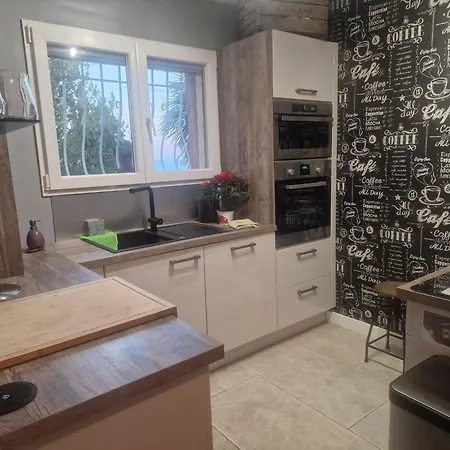 Willa Rubis-vue A Couper Le Souflle Saint-Raphaël